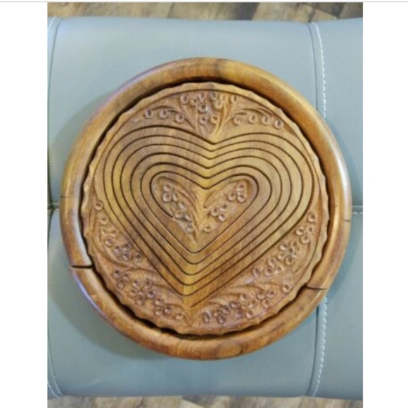 TRIVET To BASKET Heart Shape Hand Carved Wood - Picture 8 of 8